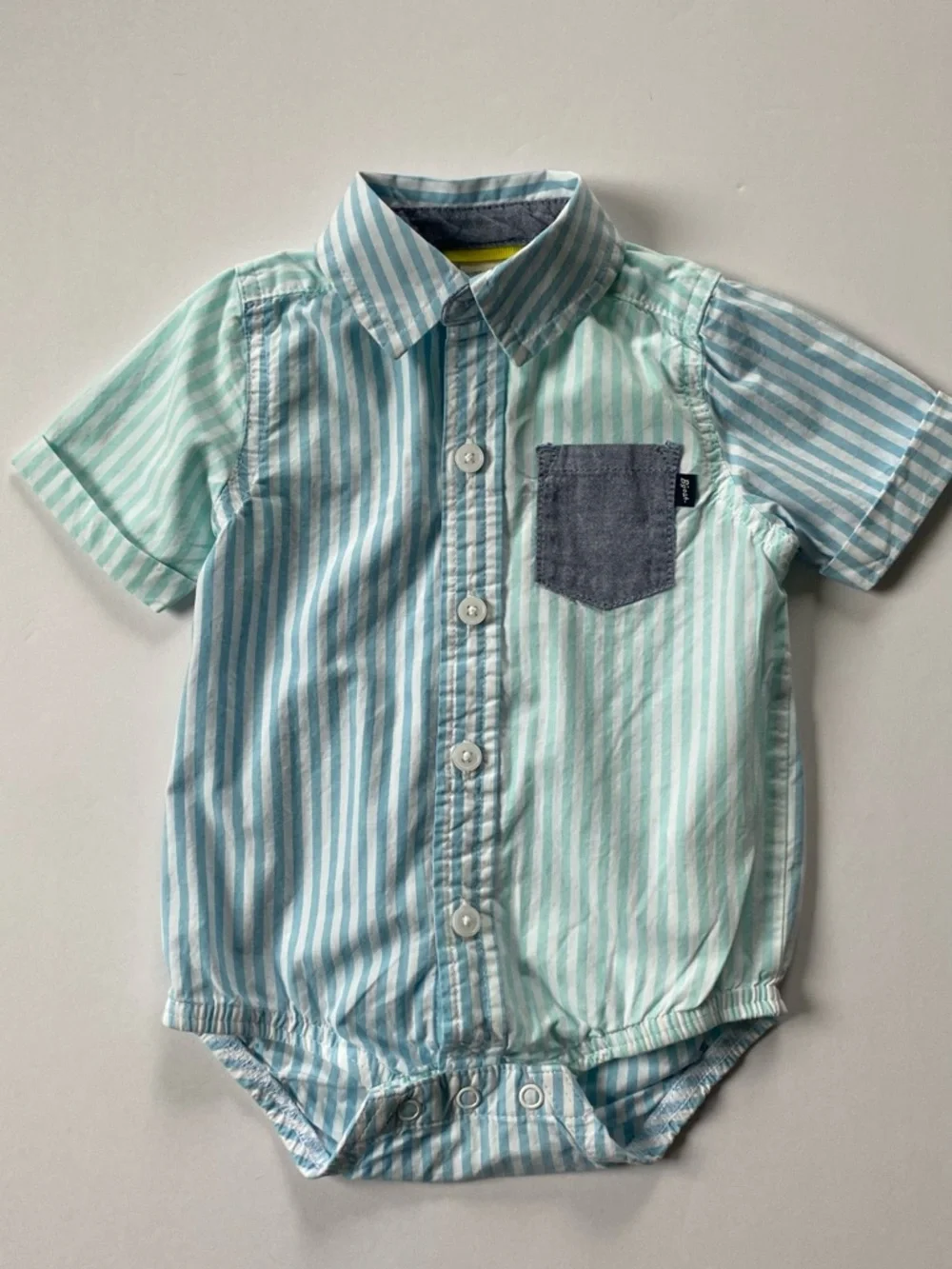 Oshkosh B'gosh Boys One Piece Size 6 Months Striped Shirt Rolled Sleeve Baby